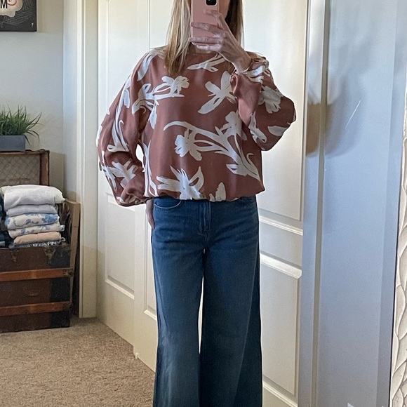 Evereve blouse 🔥 - Picture 3 of 7